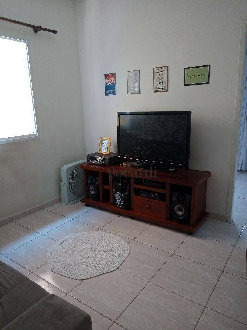 Casa à venda com 2 quartos, 69M2 - Foto 6