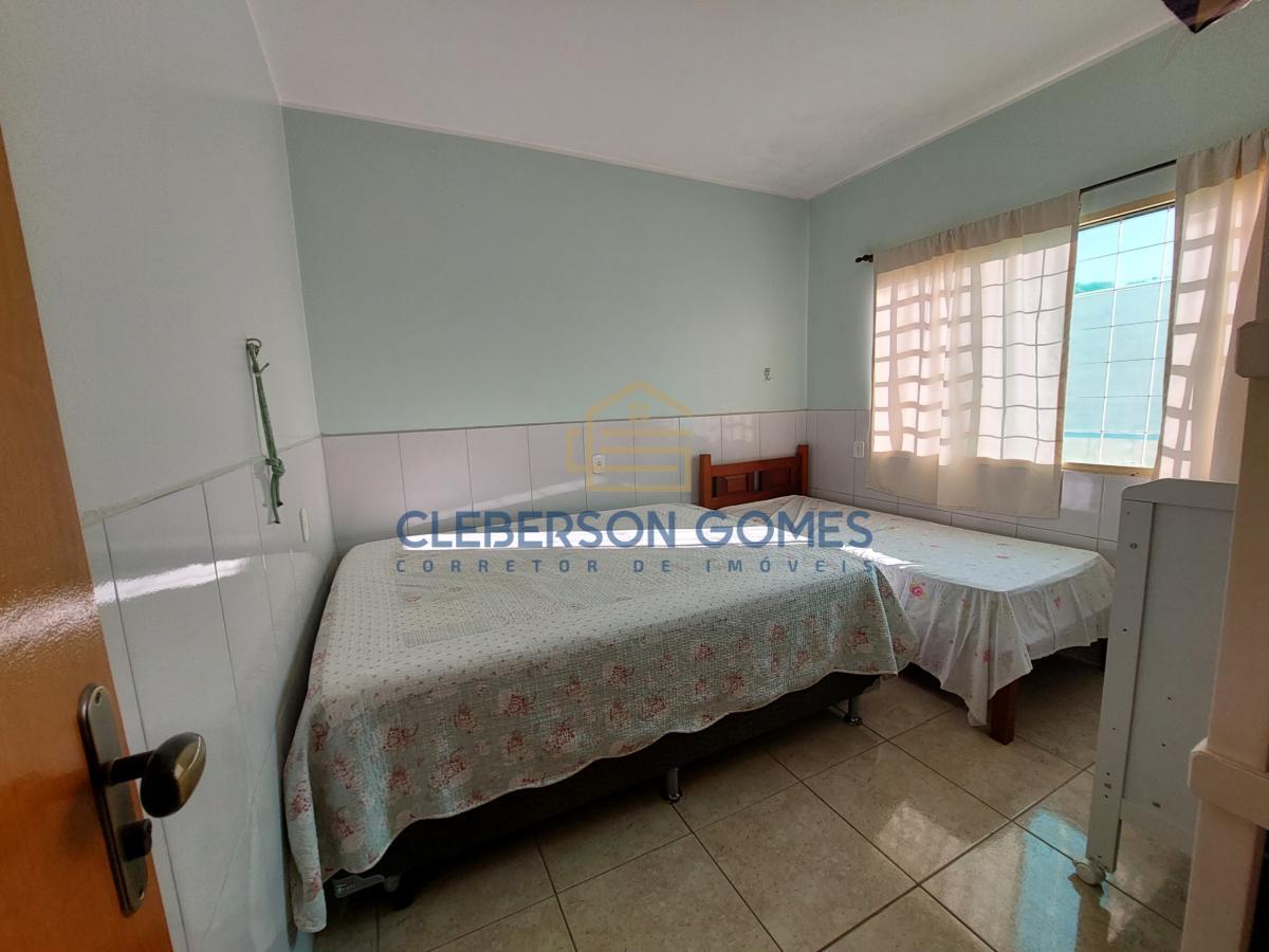 Casa à venda com 3 quartos, 250m² - Foto 12