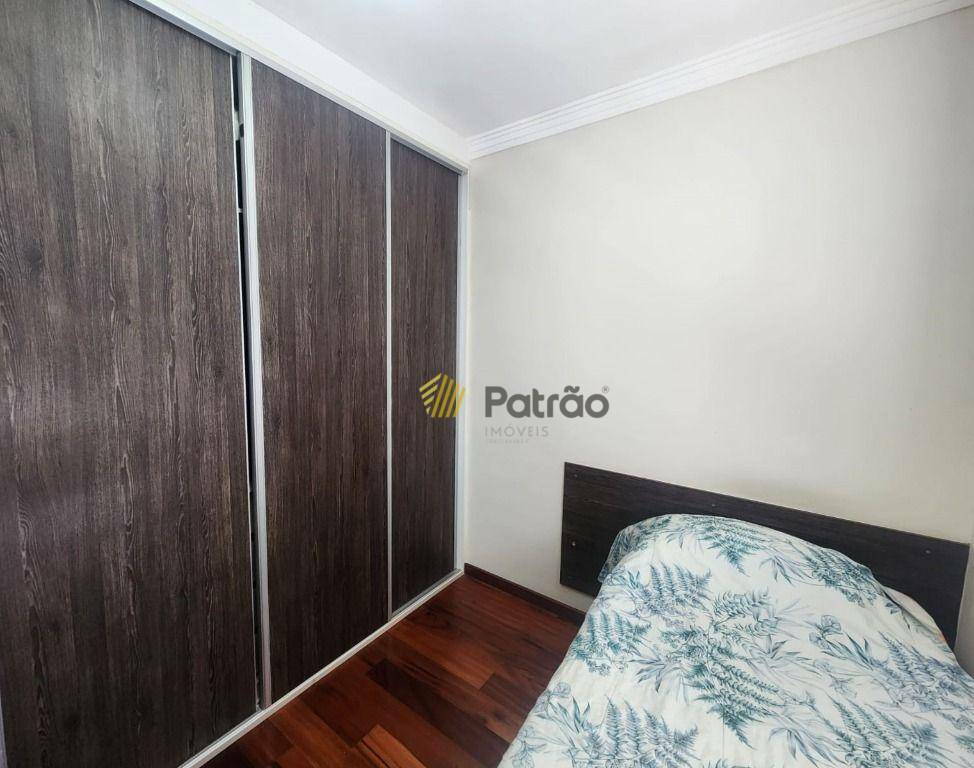 Apartamento à venda com 3 quartos, 106m² - Foto 13