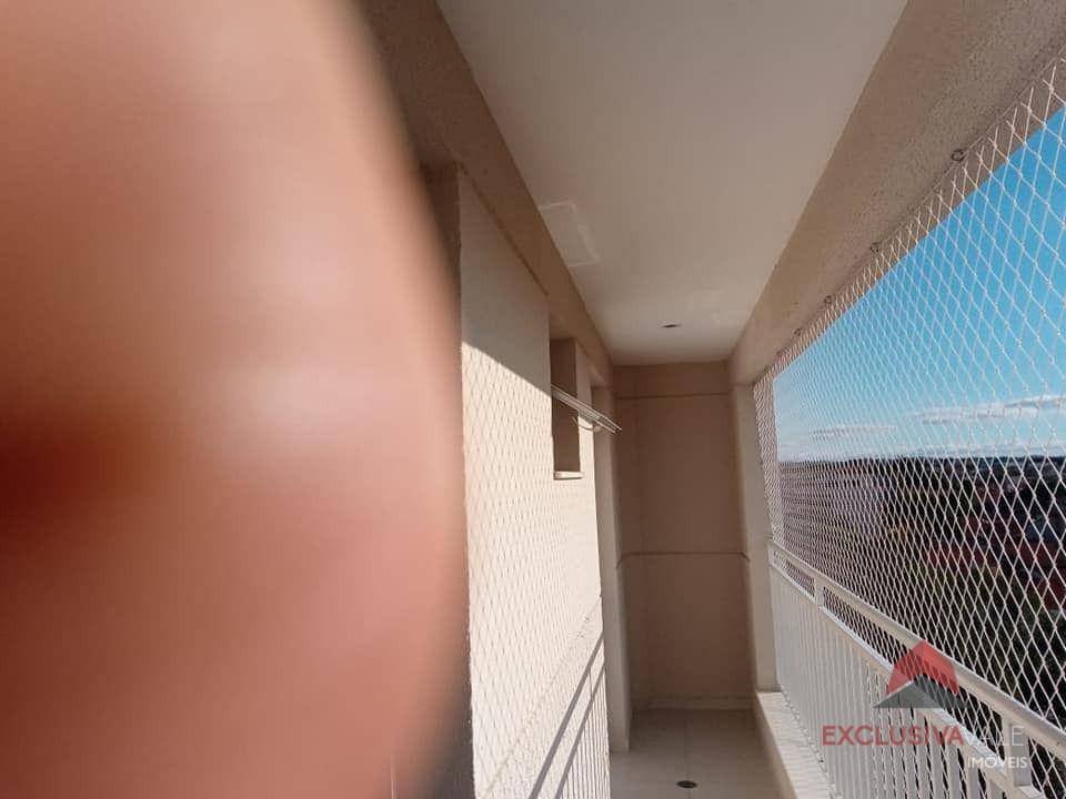Apartamento à venda com 3 quartos, 83m² - Foto 2