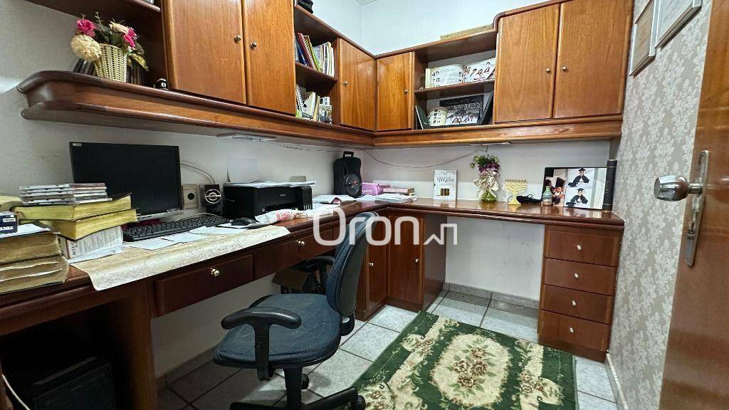 Apartamento à venda com 3 quartos, 162m² - Foto 8