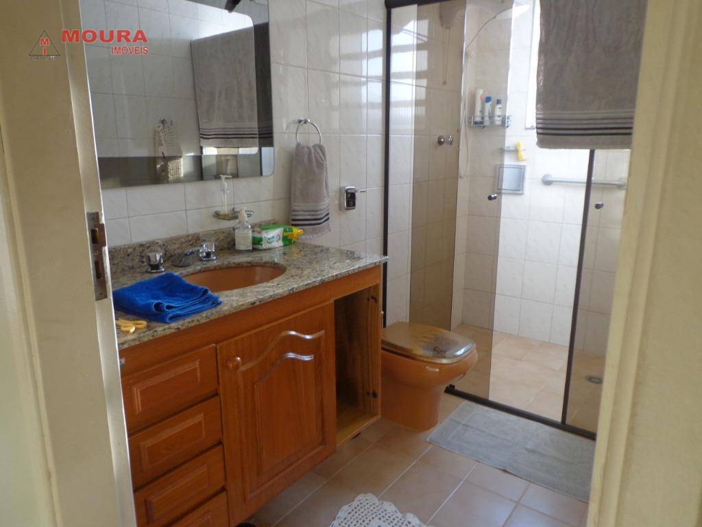 Sobrado à venda com 3 quartos, 248m² - Foto 16