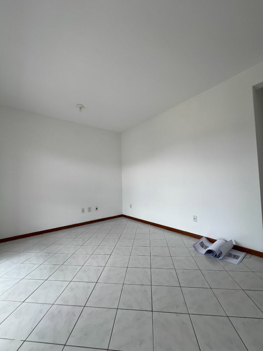 Apartamento à venda e aluguel com 2 quartos, 61m² - Foto 4