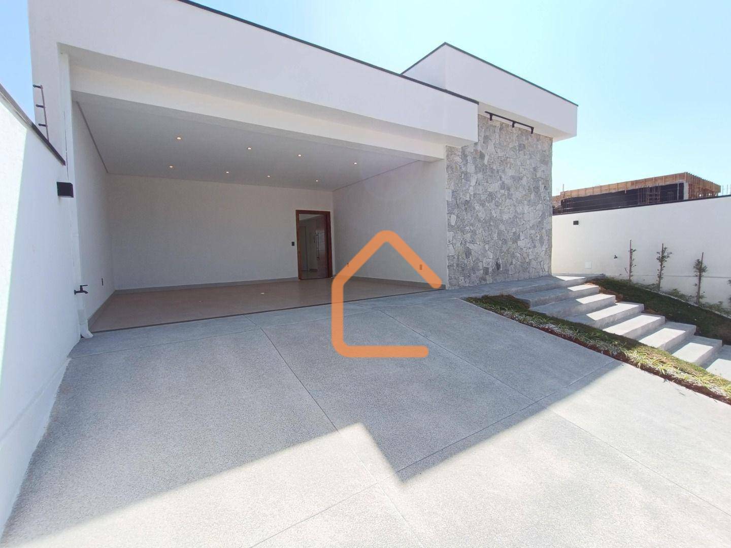 Casa à venda com 3 quartos, 180m² - Foto 1