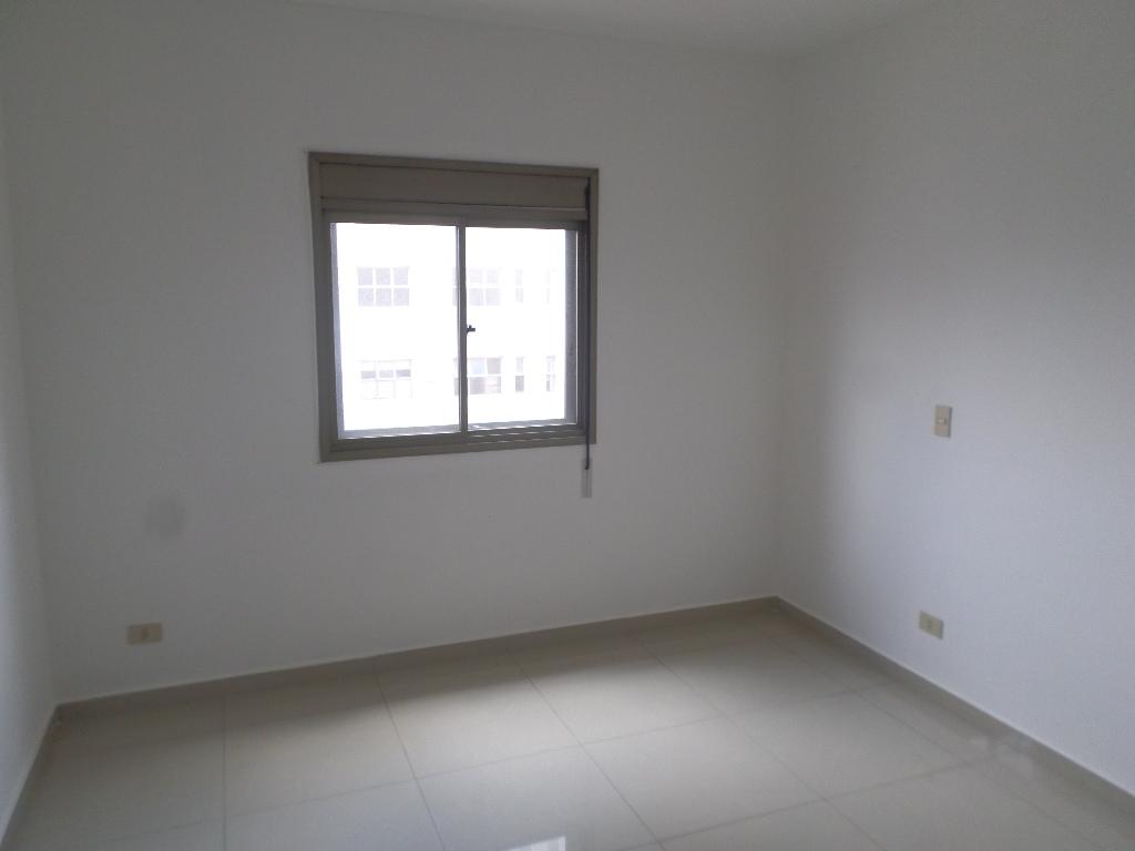 Apartamento à venda com 4 quartos, 188m² - Foto 6