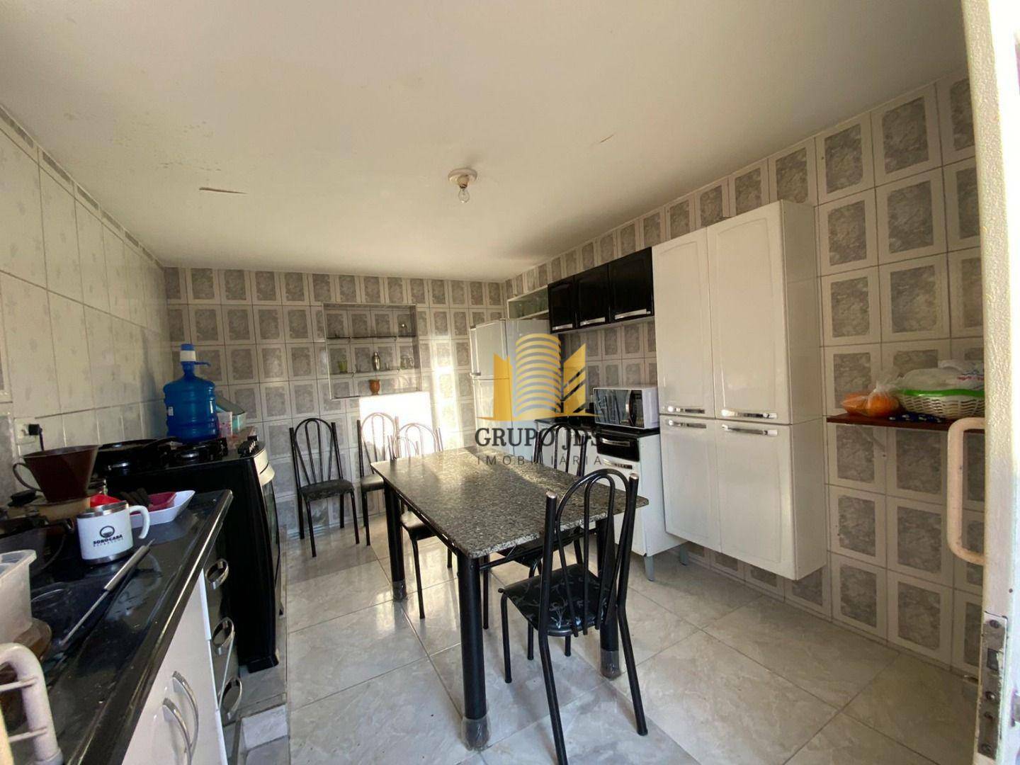 Casa à venda com 2 quartos, 95m² - Foto 13