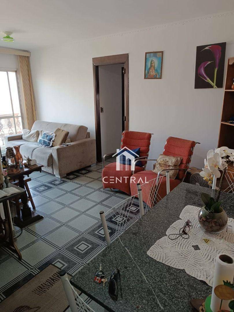 Apartamento à venda com 2 quartos, 68m² - Foto 2