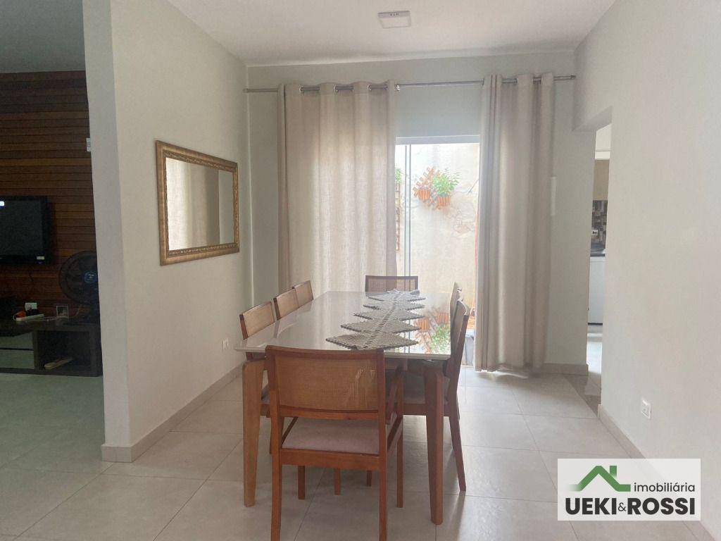 Casa à venda com 3 quartos, 210m² - Foto 14