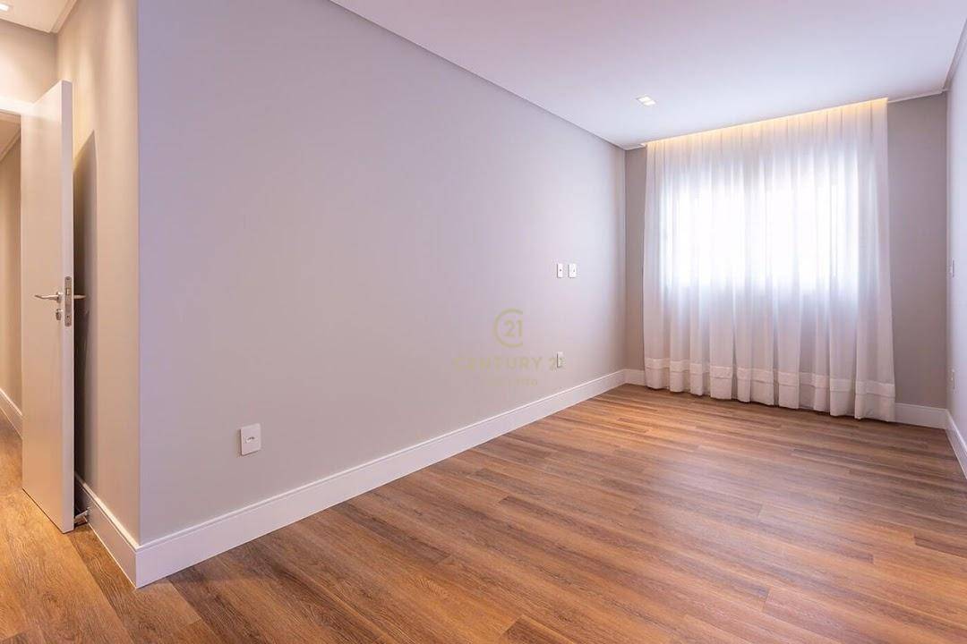 Apartamento à venda com 3 quartos, 121m² - Foto 14