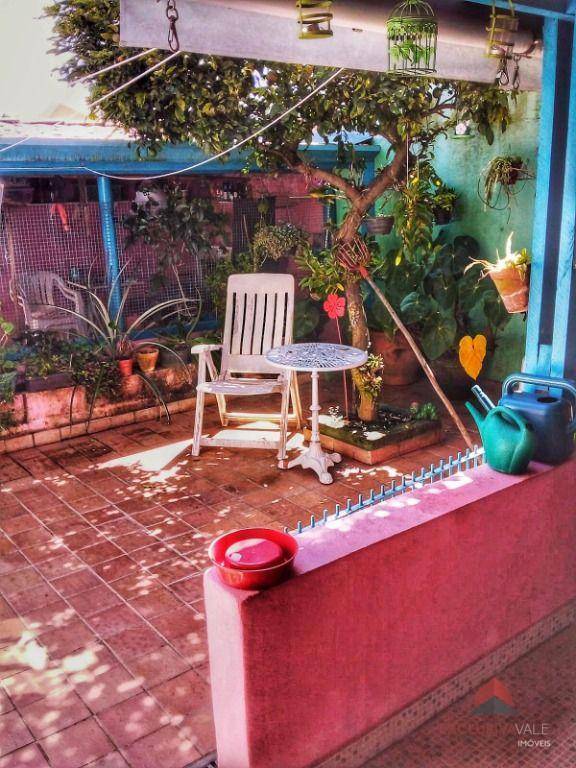 Casa de Condomínio à venda com 3 quartos, 131m² - Foto 15