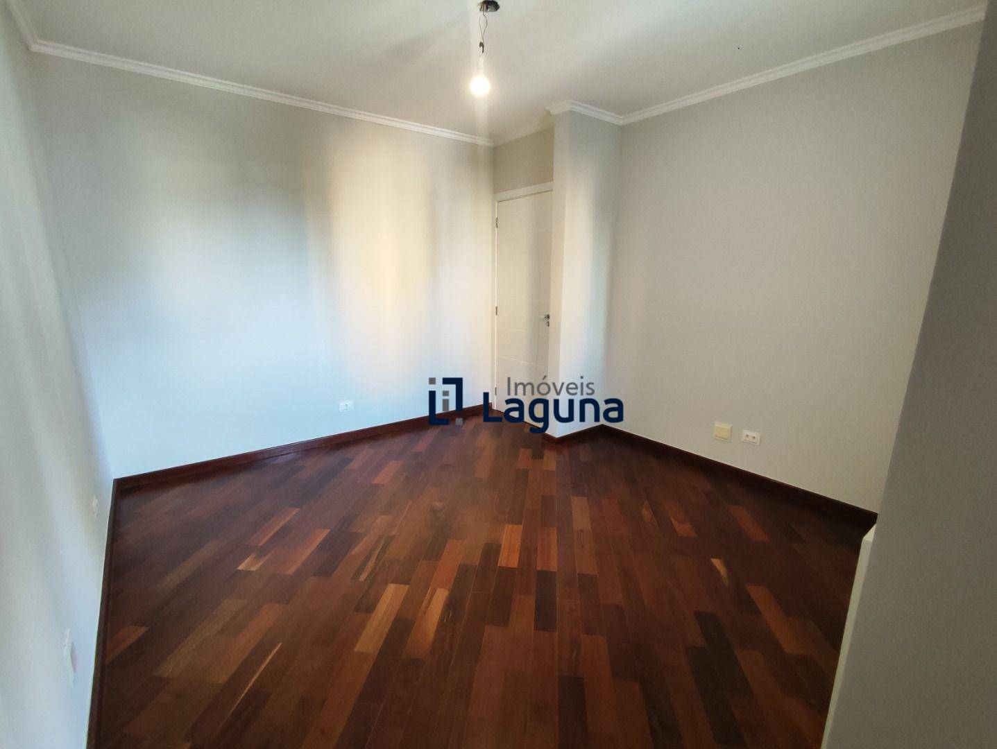 Apartamento à venda e aluguel com 3 quartos, 160m² - Foto 22