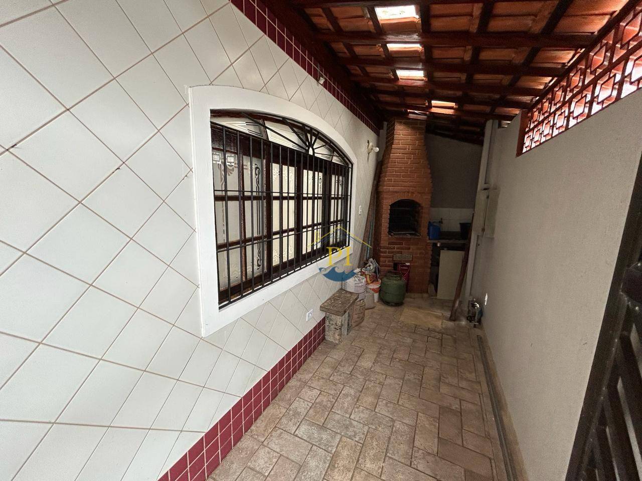 Casa à venda com 1 quarto, 41m² - Foto 4