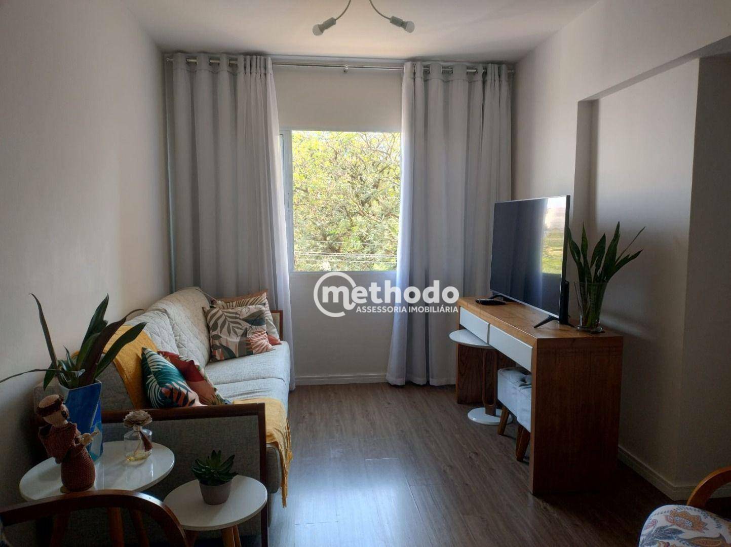 Apartamento à venda com 2 quartos, 68m² - Foto 1