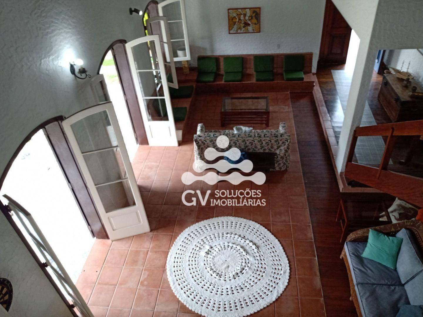 Sobrado à venda com 6 quartos, 216m² - Foto 26