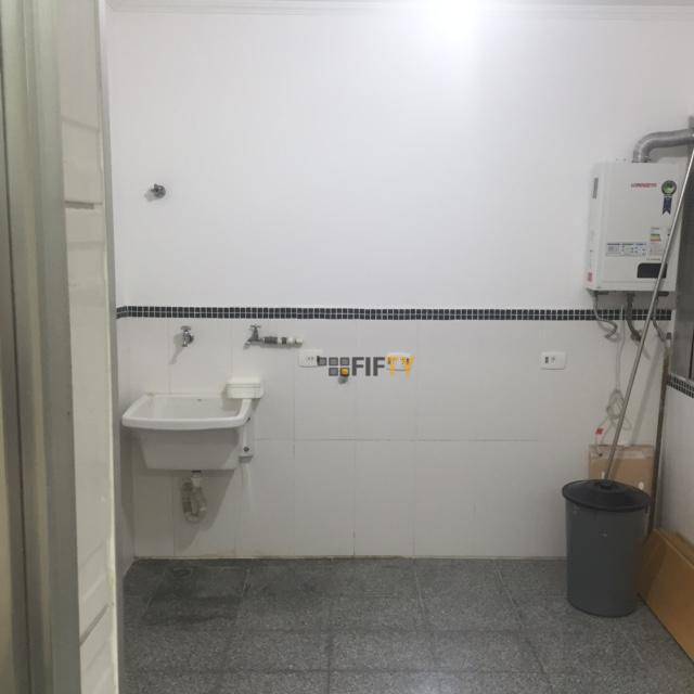 Apartamento à venda com 3 quartos, 143m² - Foto 9