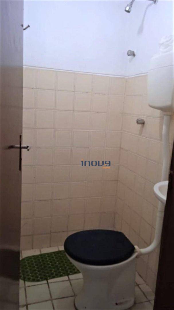 Apartamento à venda com 3 quartos, 76m² - Foto 8