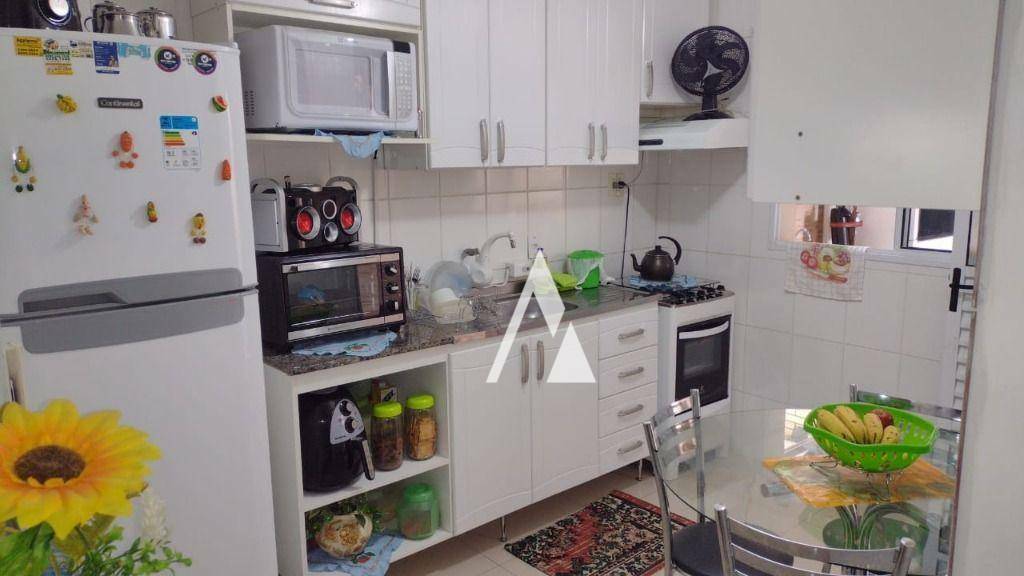 Sobrado à venda com 3 quartos, 107m² - Foto 7