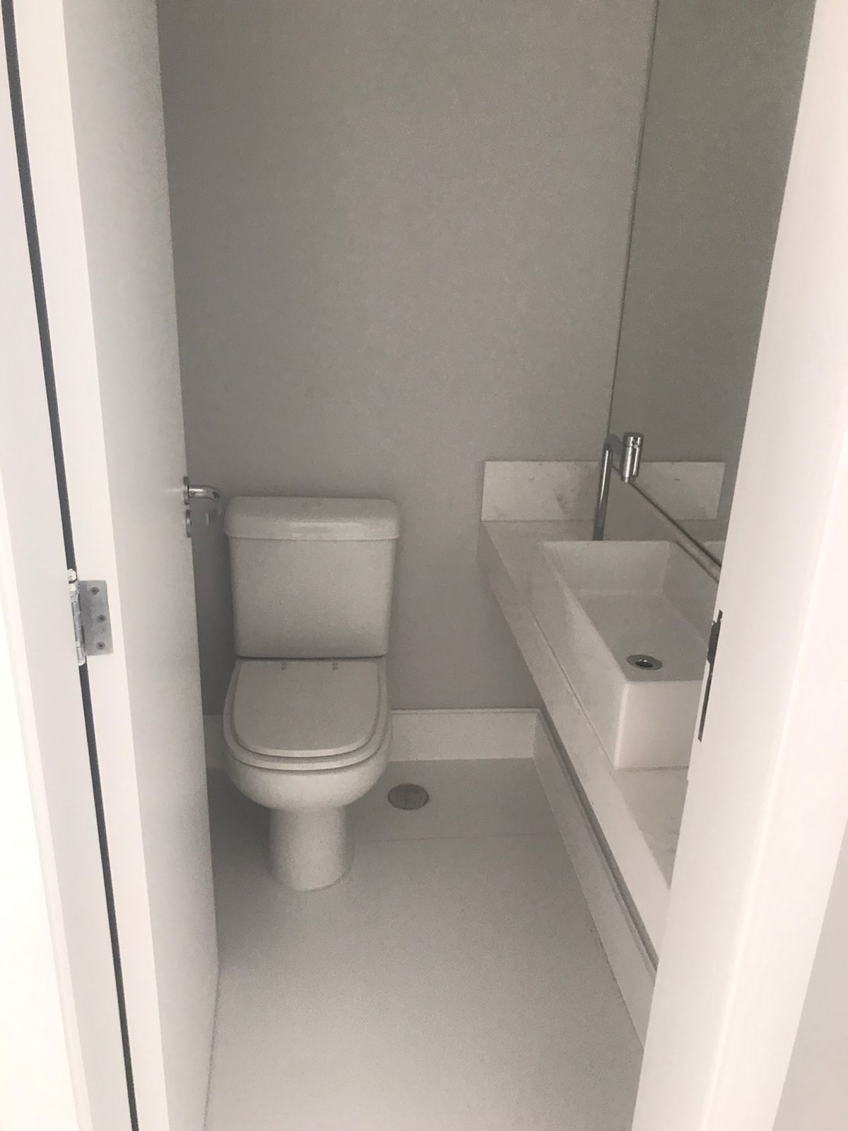 Apartamento à venda com 3 quartos, 151m² - Foto 3