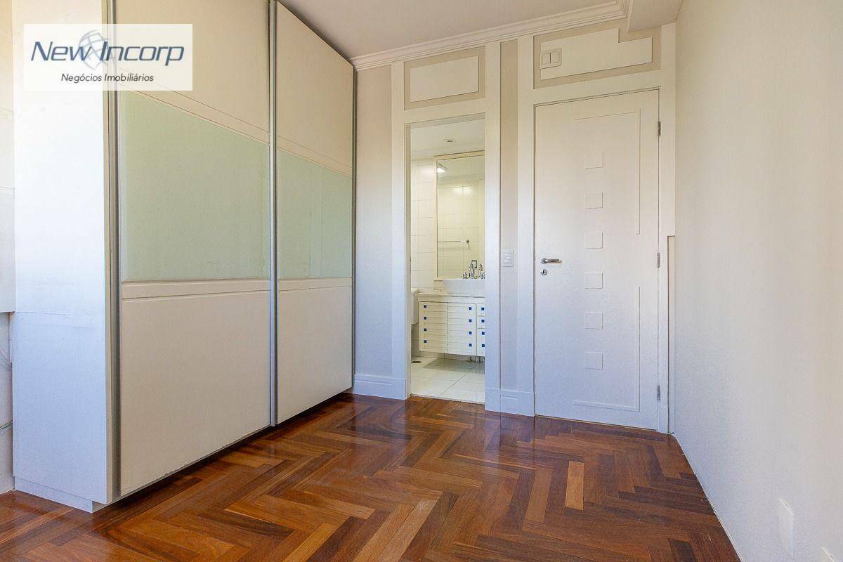 Apartamento à venda com 4 quartos, 180m² - Foto 23