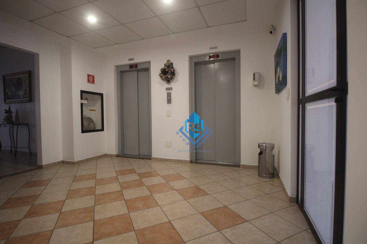 Apartamento para alugar com 2 quartos, 80m² - Foto 74