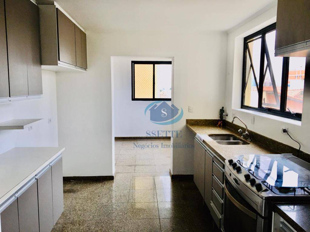 Apartamento à venda com 4 quartos, 220m² - Foto 14