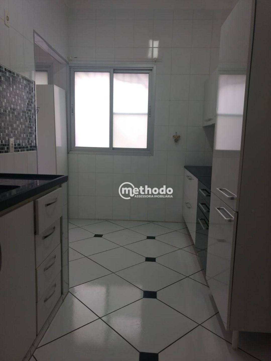 Apartamento à venda com 2 quartos, 77m² - Foto 4