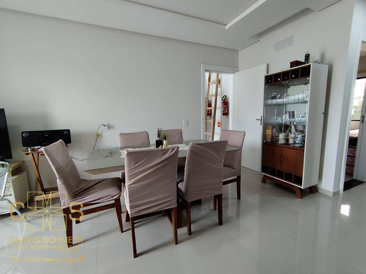 Apartamento à venda com 2 quartos, 68m² - Foto 11