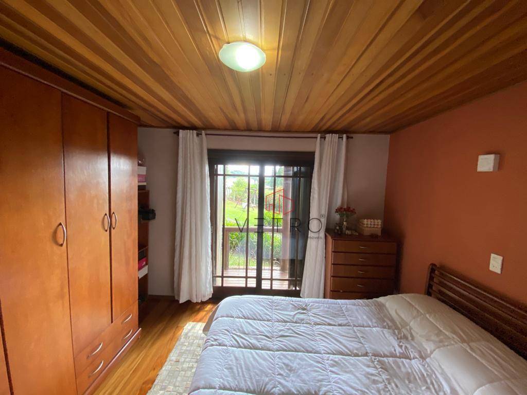 Casa à venda com 4 quartos, 280m² - Foto 13