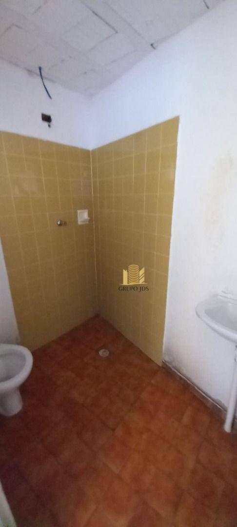 Casa à venda com 2 quartos, 200m² - Foto 11