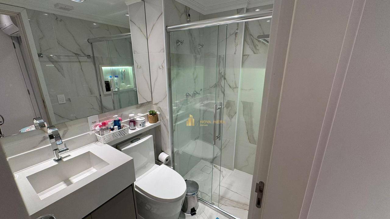 Apartamento à venda com 2 quartos, 64m² - Foto 8