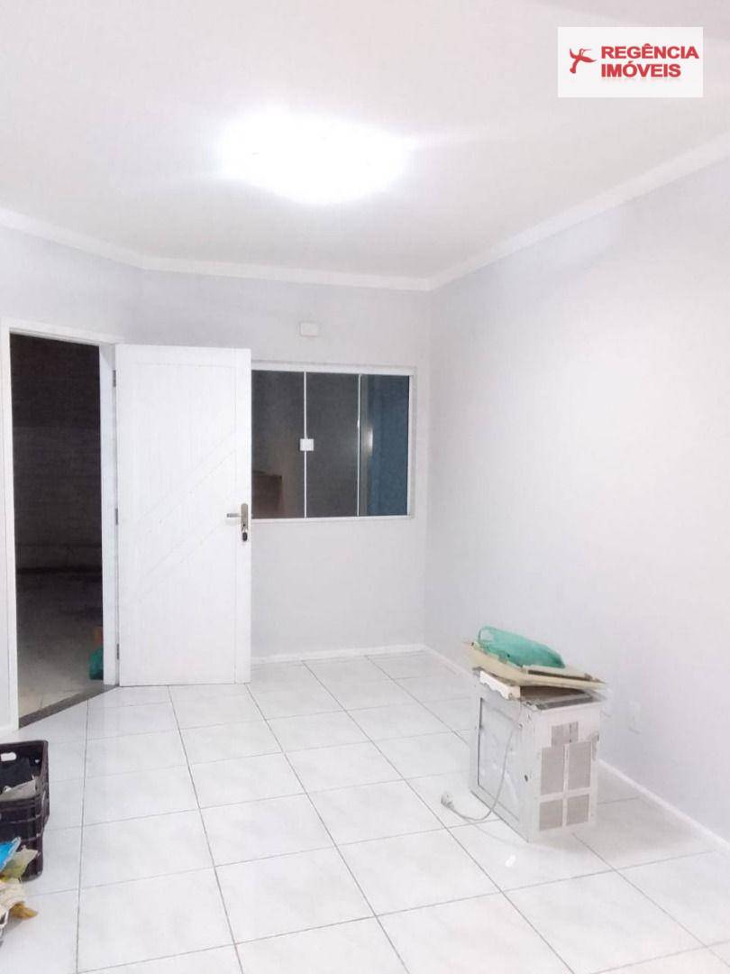 Casa para alugar com 2 quartos, 85m² - Foto 4