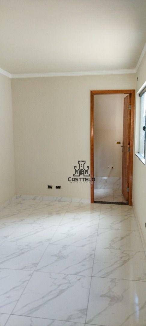 Casa à venda com 2 quartos, 70m² - Foto 5