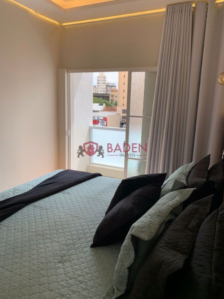 Apartamento à venda com 2 quartos, 79m² - Foto 52