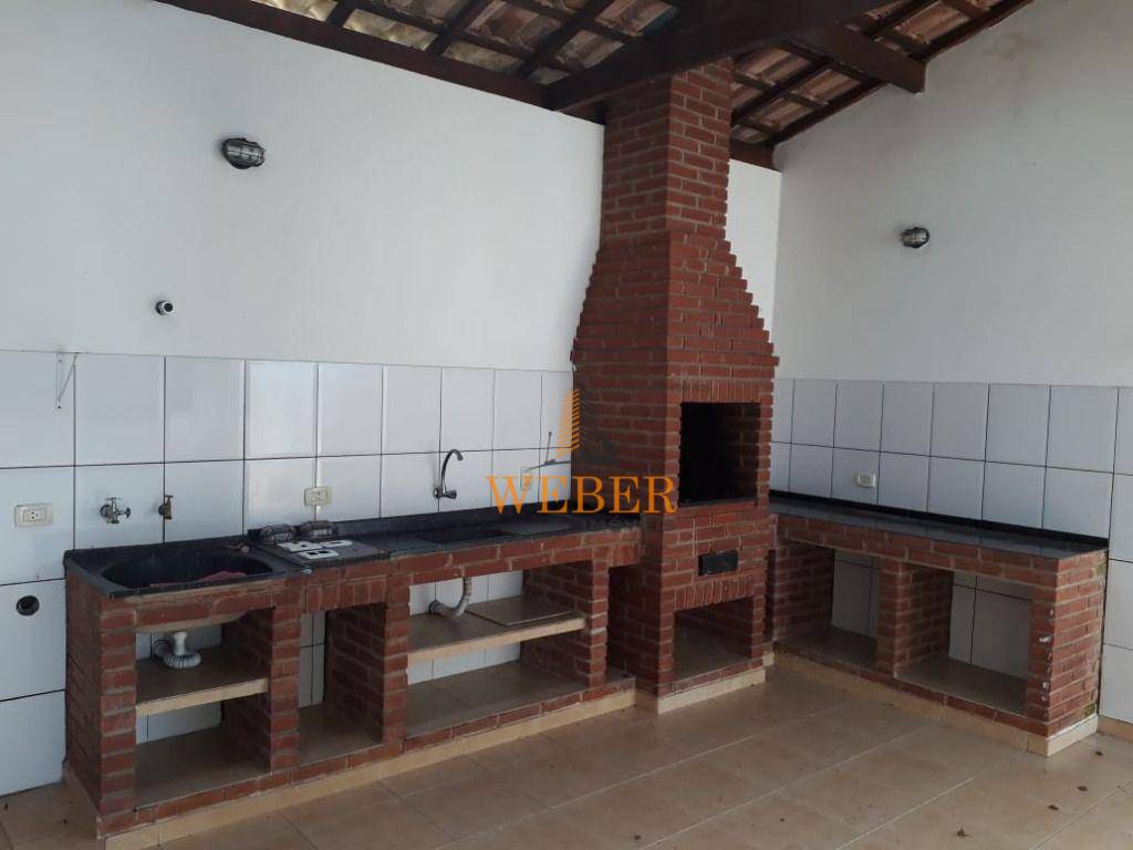 Casa à venda com 2 quartos, 250m² - Foto 4