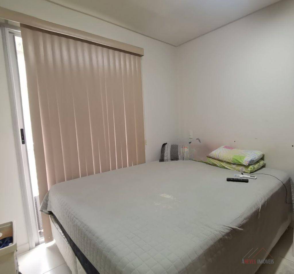 Apartamento à venda com 2 quartos, 60m² - Foto 11