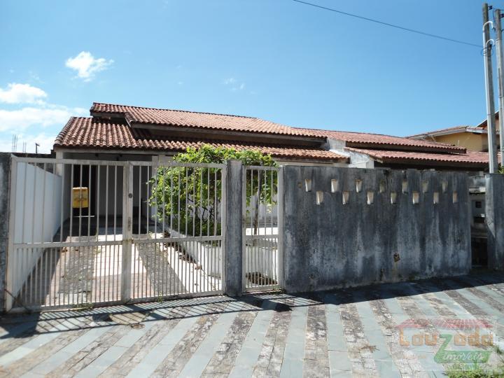 Casa à venda com 3 quartos, 250m² - Foto 4