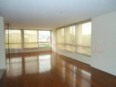 Apartamento à venda com 3 quartos, 217m² - Foto 1