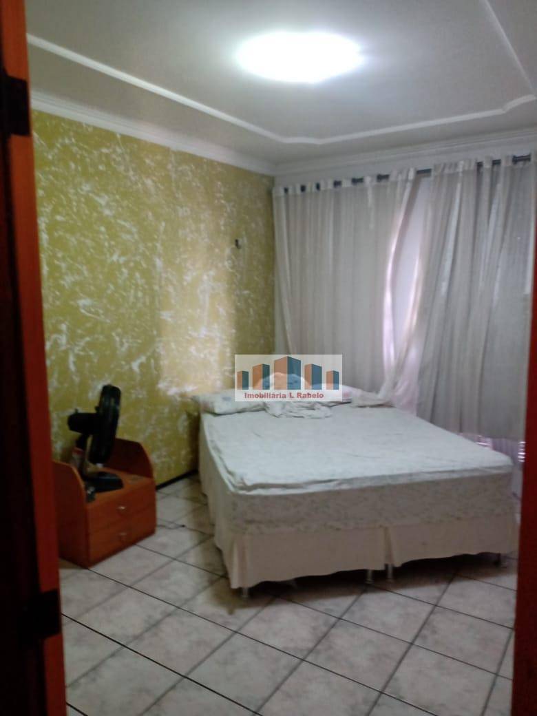 Casa para alugar com 3 quartos, 220M2 - Foto 11