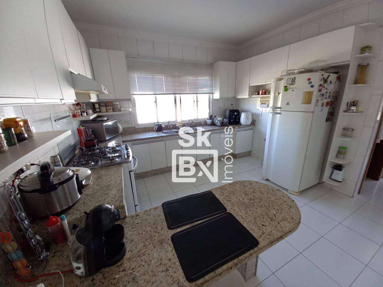 Casa à venda com 5 quartos, 830m² - Foto 17