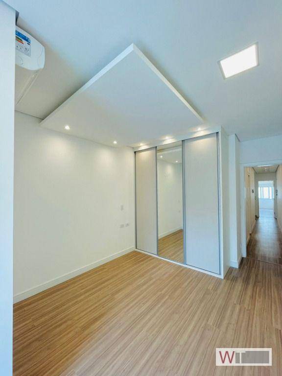 Casa à venda com 4 quartos, 175m² - Foto 16