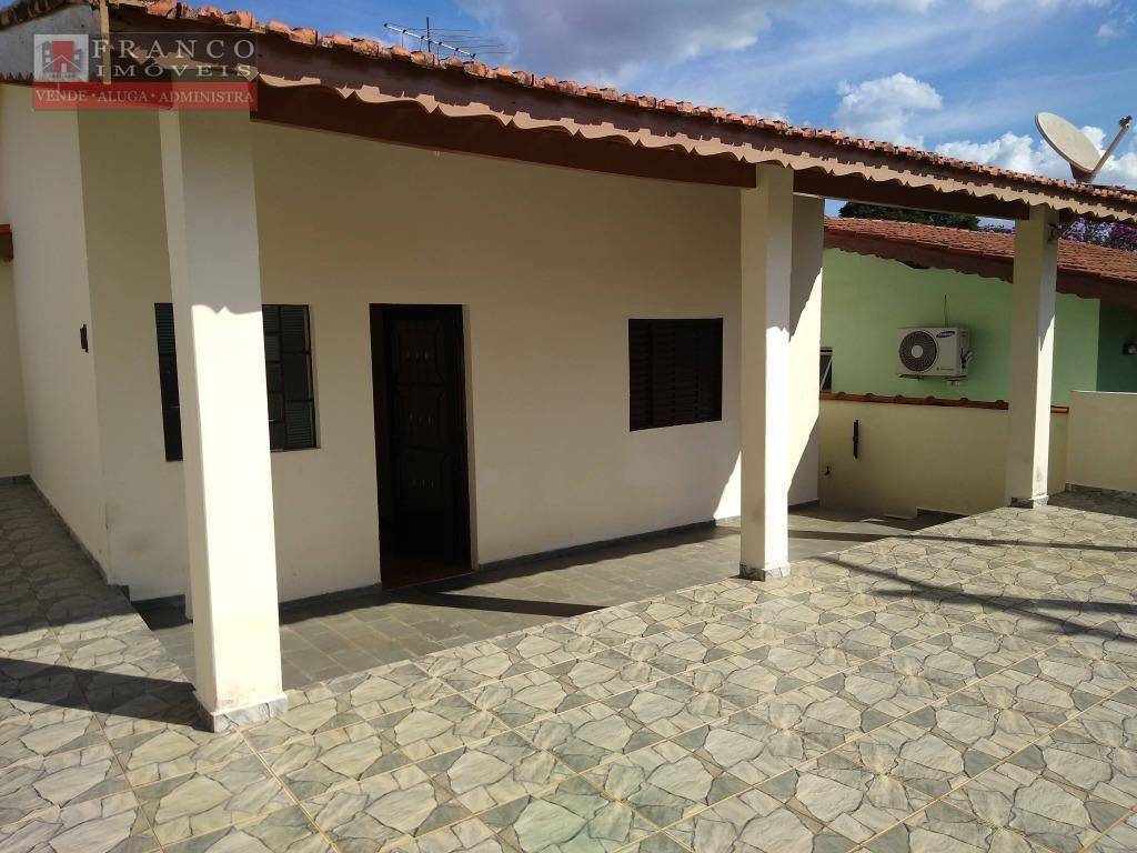 Casa à venda com 3 quartos, 200m² - Foto 9