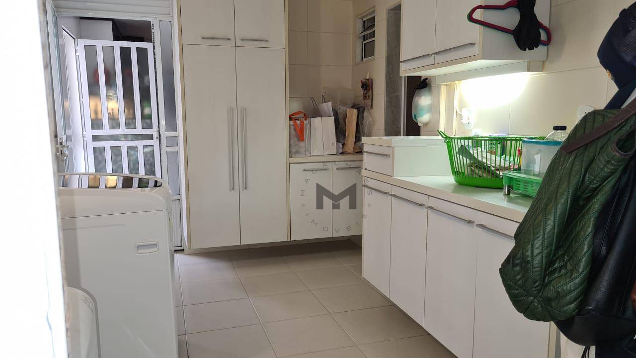 Casa à venda com 4 quartos, 400m² - Foto 11