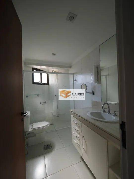 Apartamento à venda com 4 quartos, 226m² - Foto 2