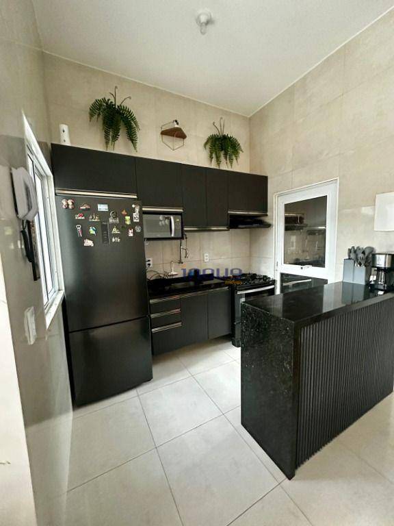 Casa à venda com 2 quartos, 100M2 - Foto 5