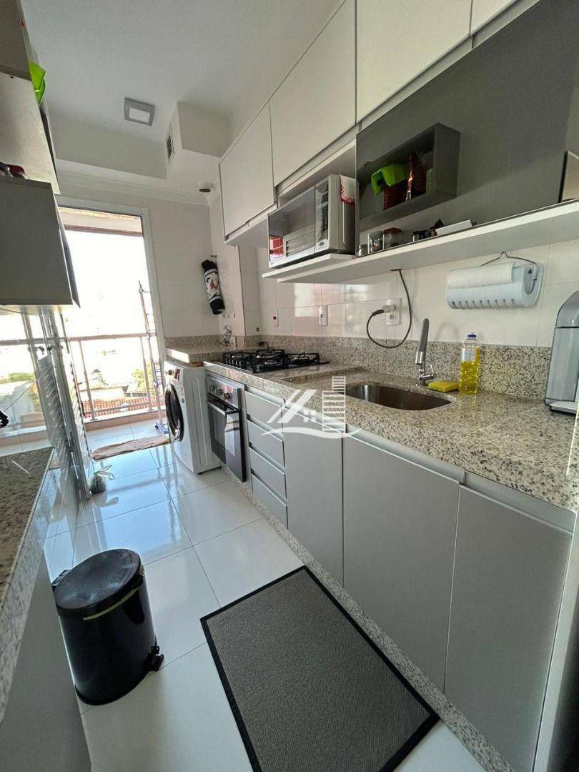 Apartamento à venda com 2 quartos, 57m² - Foto 11