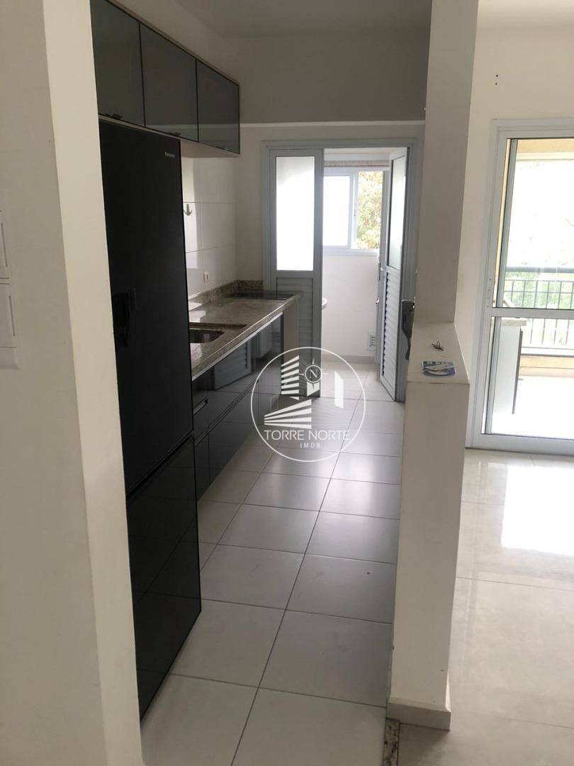 Apartamento à venda com 2 quartos, 67m² - Foto 7