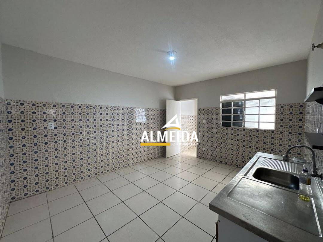 Casa, 2 quartos, 83 m² - Foto 2