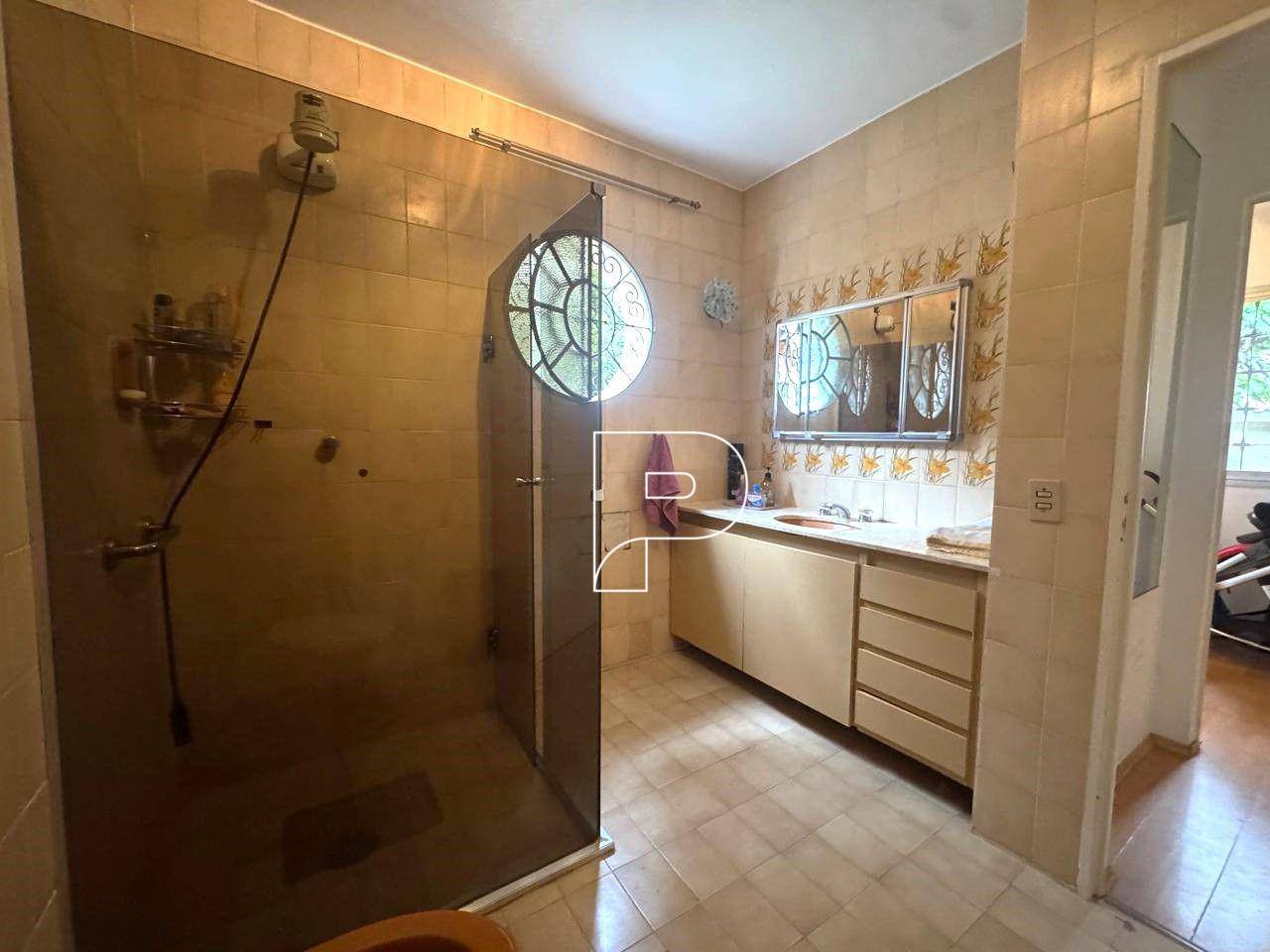 Casa de Condomínio à venda e aluguel com 3 quartos, 618m² - Foto 35