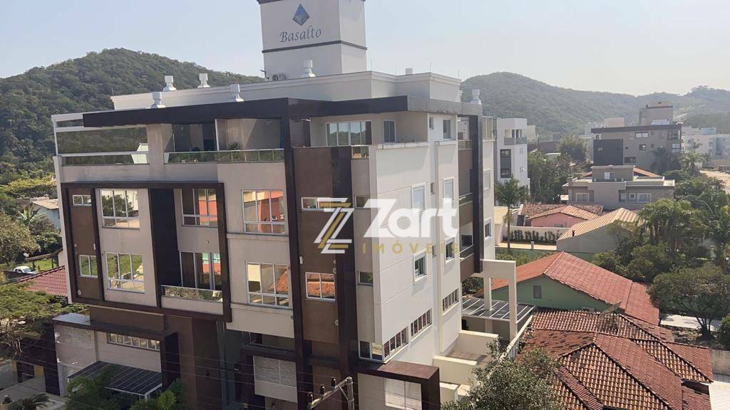 Apartamento à venda com 2 quartos, 72m² - Foto 2