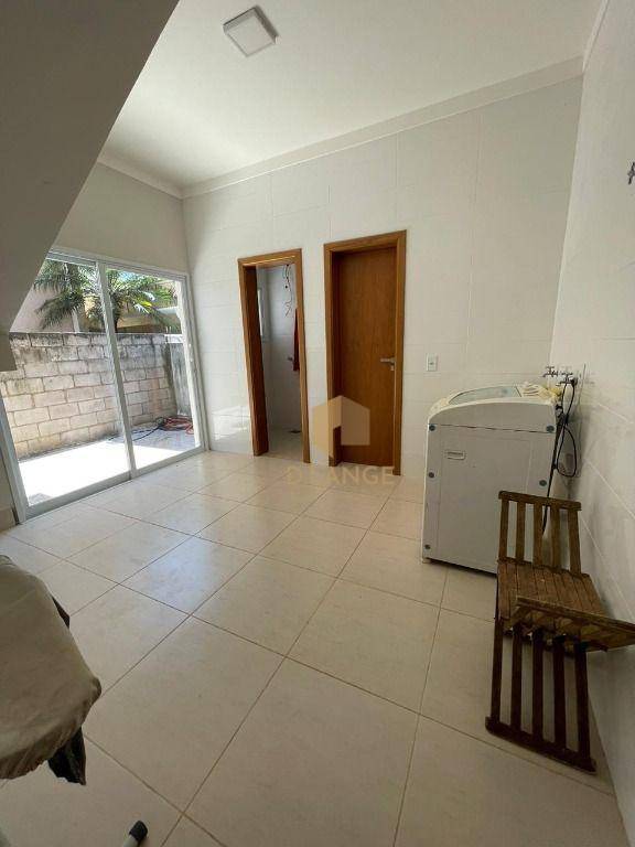 Casa de Condomínio à venda com 3 quartos, 219m² - Foto 14